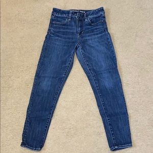 American Eagle High Rise Skinnys